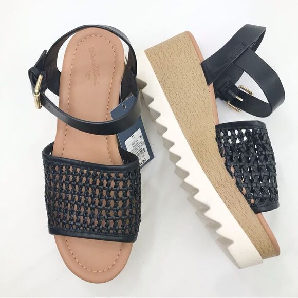 Universal Threads NEW Black Mesh Memory Foam Platform Sandals - Picture 1 of 12